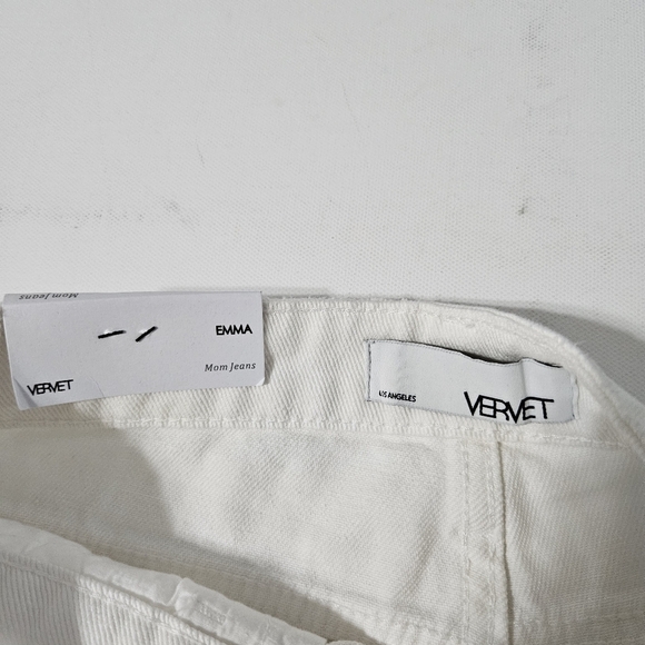NWT Vervet Women's Emma Denim Distressed Frayed Mom Jeans White Size 26 B22 - Picture 3 of 10